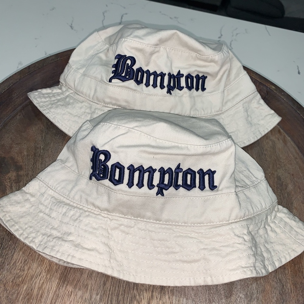 2 (L/XL) 4hunnid Bompton Bucket Hats
